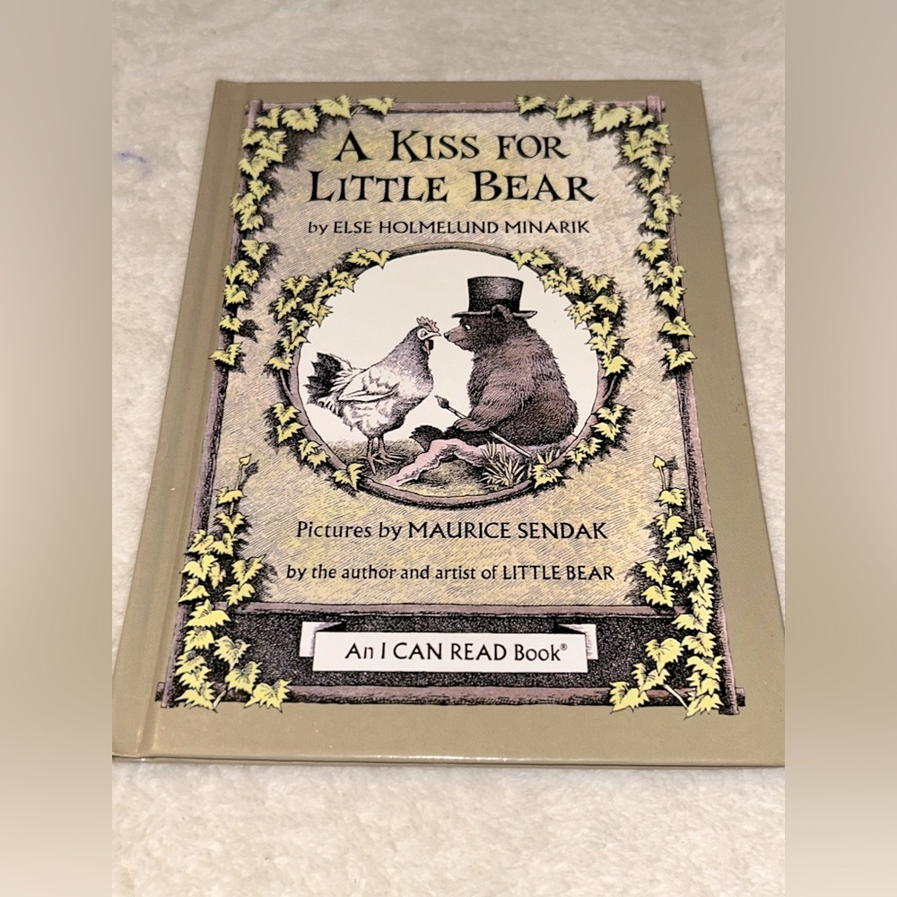!!**KIDS BOOKS 4/$10**!! A Kiss for Little Bear, I Can Read Book 2001 Edition